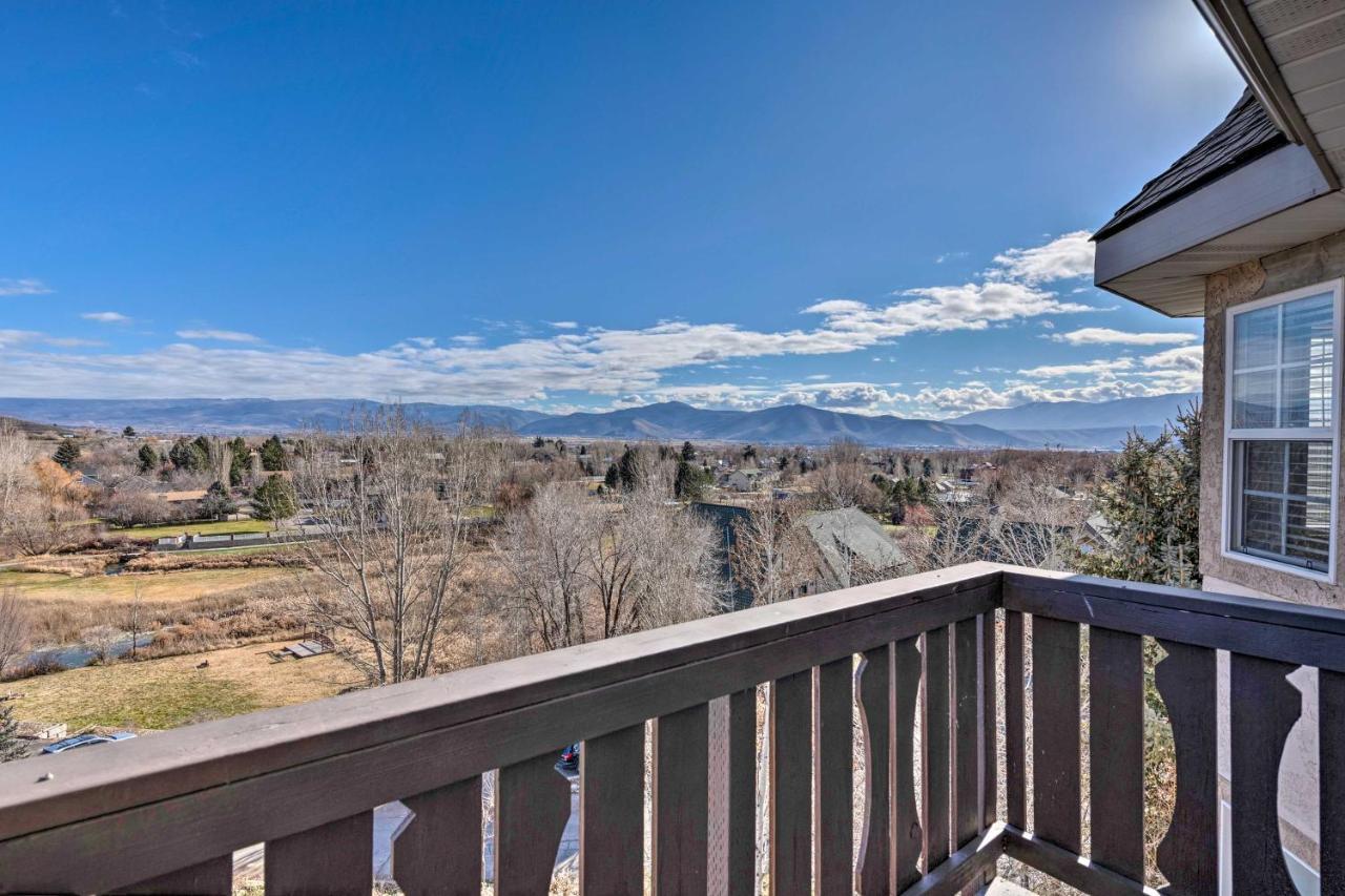 Large, Cozy Midway Studio With Mountain Views! Extérieur photo