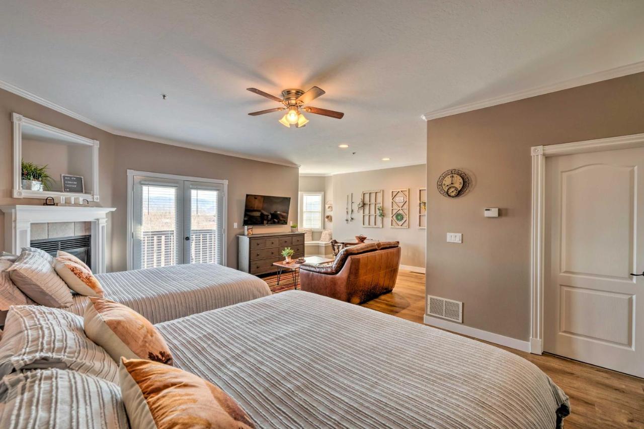 Large, Cozy Midway Studio With Mountain Views! Extérieur photo